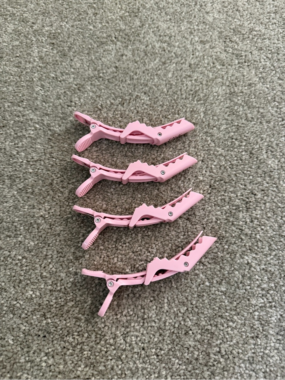 Set of 4 Pink Hair Clips for Sectioning & Styling